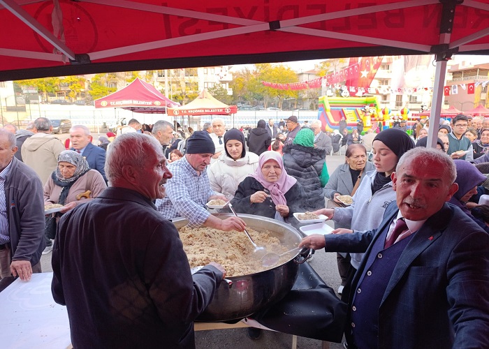 Ankara Keçiören’de Düzenlenen Yöresel Ürünler Festivaline Akçadağ Pilavı Damga Vurdu