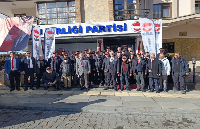 Anadolu Birliği Partisi Genel Başkanı Bedri Yalçın, Bu Ülkeyi ve Bu Milleti Asla Böldürmeyeceğiz