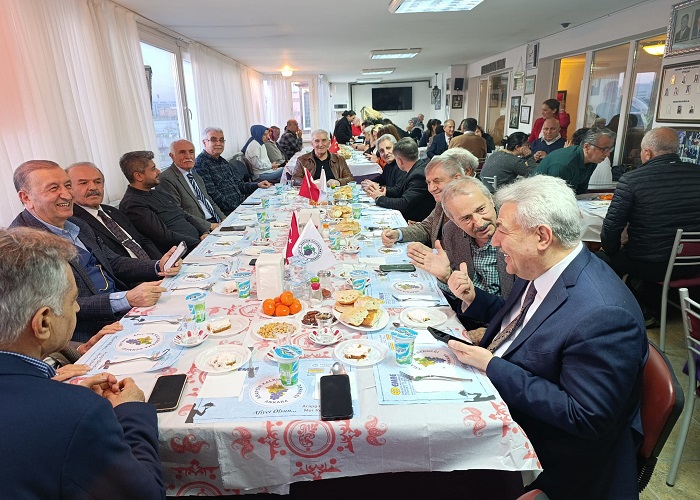 Ankara Arapgirliler Derneği, Dernek Merkezinde İftar Programı Düzenledi.